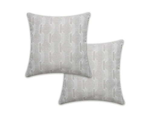 Dva dekoratívne vankúše s geometrickým vzorom do obývacej izby.