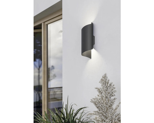 Moderné vonkajšie nástenné svietidlo z kovu