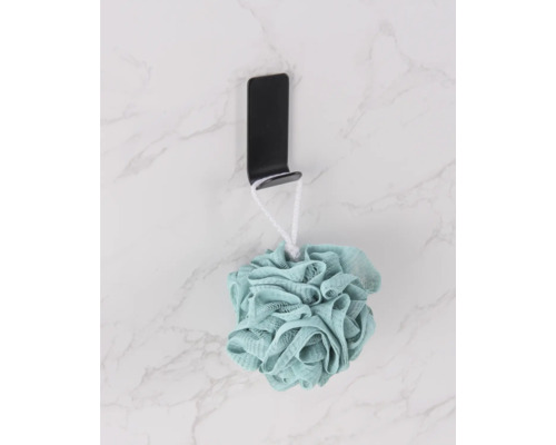 Kúpeľňový doplnok: kúpeľňová huba na čiernom háku