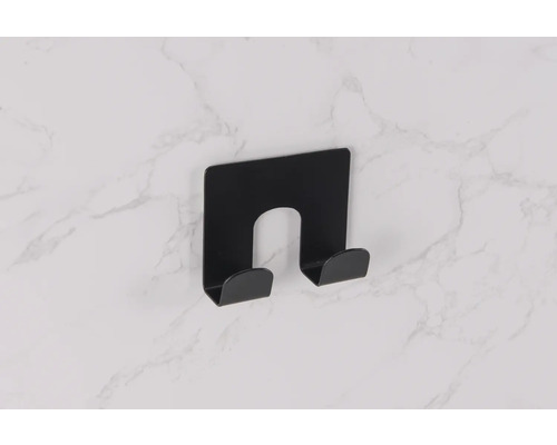 Čierny držiak na uteráky na montáž na stenu