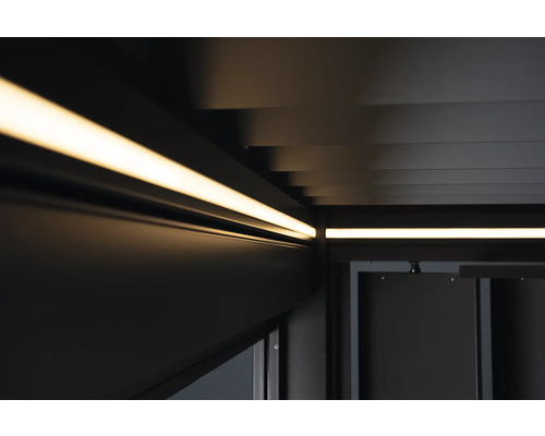 Detailný záber pergoly s integrovaným LED osvetlením