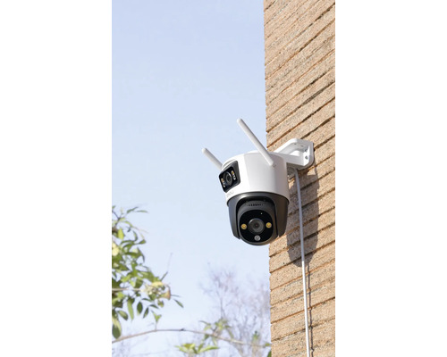 Bezpečnostná kamera na montáž na stenu