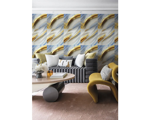 Obývacia izba so sivou pohovkou, žltým kreslom, kobercom a nástennou tapetou s farebným gradientom.