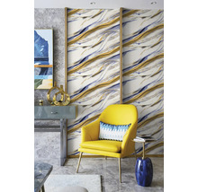 Dizajn izby s nástenným panelom s mramorovým vzorom v zlatej a modrej farbe