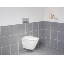 Moderná kúpeľňa so závesným WC, ovládacím panelom a sivými obkladmi