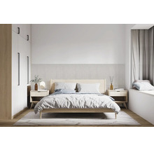 Spálňa s manželskou posteľou, nočnými stolíkmi a šatníkovou skriňou