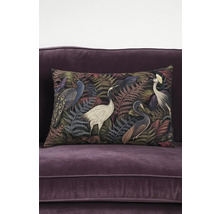 Dekoračný vankúš s vtáčím vzorom na pohovke