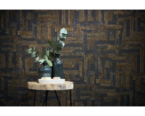 Tapeta s geometrickým vzorom v obývacej izbe