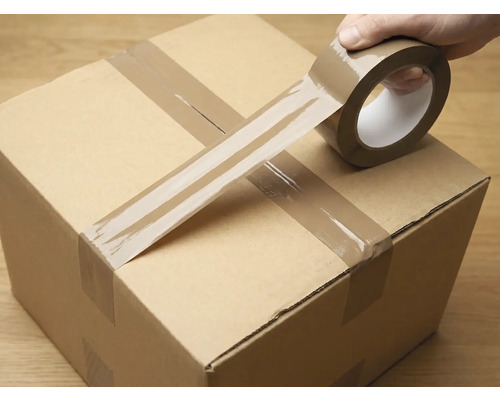 Baliaci kartón uzavretý lepiacou páskou