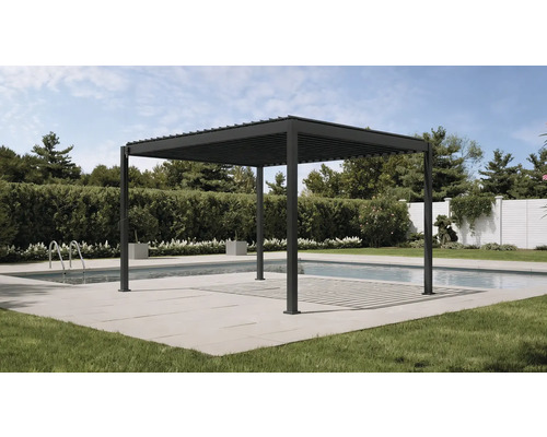 Štvorcová pergola na terase vedľa bazéna