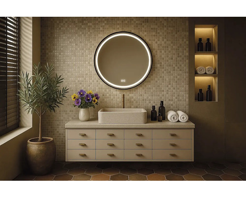 Kúpeľňa s umývadlovou skrinkou, umývadlom na dosku, zrkadlom s LED osvetlením a dekoráciou