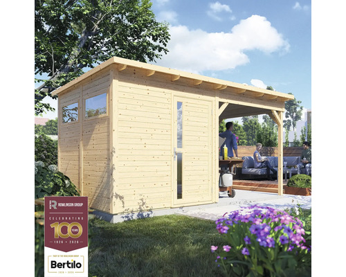 Drevený záhradný domček s verandou a logom Rowlinson Group