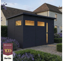 Tmavosivá drevená záhradná kôlňa s plochou strechou, dverami a oknami v záhrade