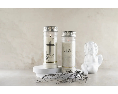 Dve cintorínske sviečky s motívom a strieborným viečkom