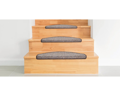 Schodisko s textilnými stupnicovými rohožami