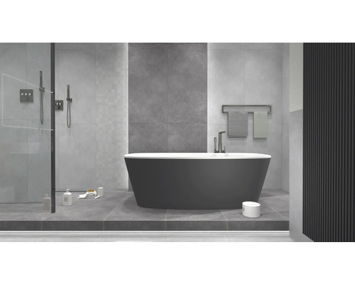 Moderná kúpeľňa s voľne stojacou vaňou, sprchou a radiátorom na uteráky