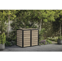 Box na smetné nádoby s dreveným obkladom v záhrade