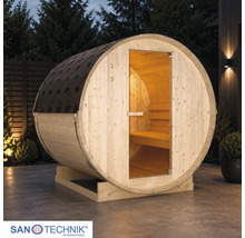 Sudová sauna Sanotechnik z dreva na terase za súmraku s presklenými dverami, vnútorným osvetlením a šindľom. Sanotechnik Logo.
