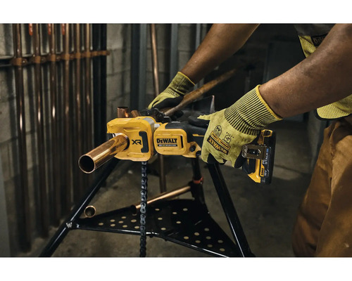 Aku rezačka medených rúrok (Ø12–35) DeWalt DCE154N-XJ, 18V XR bez akumulátora
