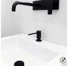 Nástenná umývadlová batéria a dávkovač mydla v modernej kúpeľni s umývadlom (Image AI modified or generated)