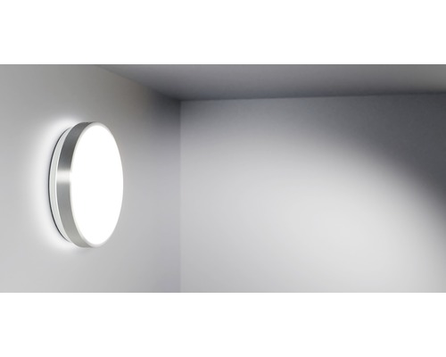 Guľové nástenné svietidlo v modernom dizajne