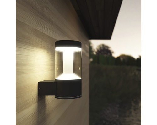 Vonkajšie nástenné svietidlo s valcovým tienidlom