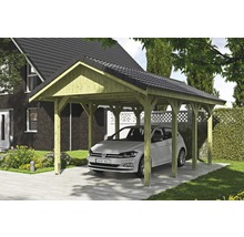 Drevený carport s autom na dláždenej ploche