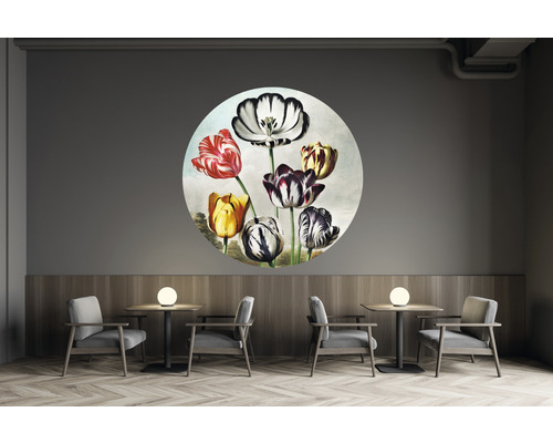 Dekoratívna nástenná samolepka s motívom tulipánov v jedálni