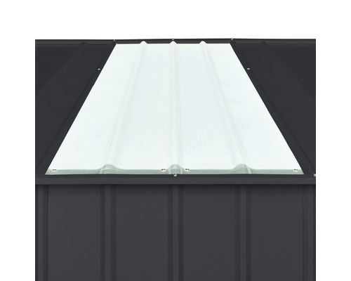 Detail strechy s priehľadným svetelným panelom pre denné osvetlenie