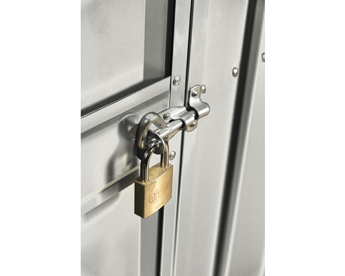 Visiaci zámok na kovových dverách pre zabezpečenie