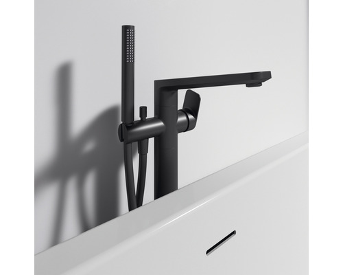 Voľne stojaca vaňová batéria s ručnou sprchou