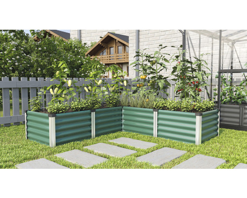 Vyvýšený záhon Vitavia Linus In&Out 401 M 185x185x40,1 cm plechový zelený/hliník Kovový vyvýšený záhon v záhrade s rastlinami a dlažobnými kockami
