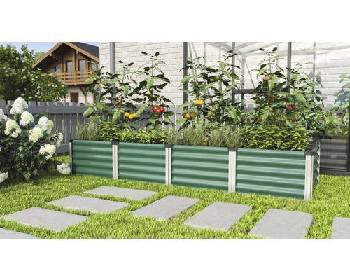 Vyvýšený záhon Vitavia Linus In&Out 401 L 245x65x40,1 cm plechový zelený/hliník Kovový vyvýšený záhon s rastúcimi rastlinami paradajok v záhrade