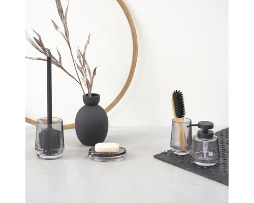 Sada kúpeľňových doplnkov s dávkovačom mydla, miskou na mydlo, WC kefou a pohárom na zubné kefky