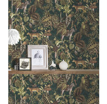 Tapeta s motívom džungle a zobrazením zvierat na stene