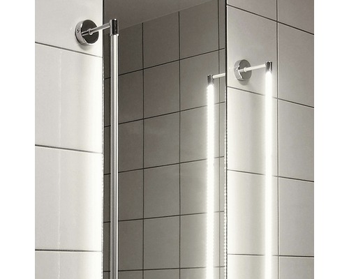 Kúpeľňa s LED nástenným svietidlom