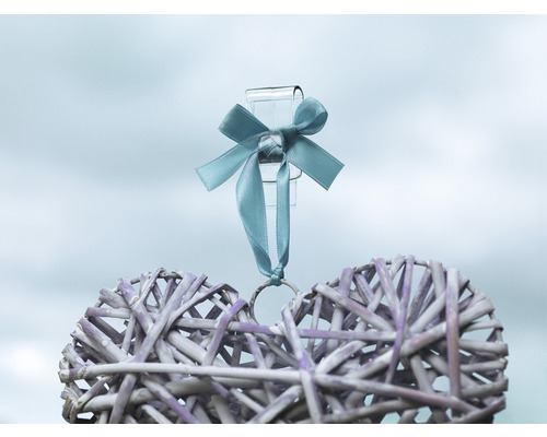 Dekoratívne prútené srdce so stuhou na háku