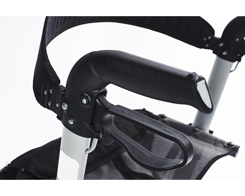 Detail rukoväte a popruhu na prepravnom zariadení