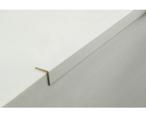 Rohová ochranná lišta z dreva