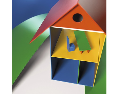 Obrázok domčeka pre bábiky s nábytkom