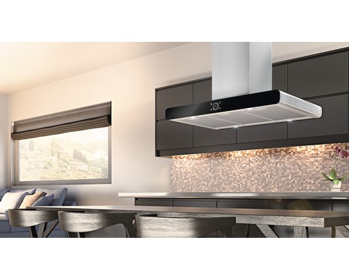 Kuchynská scéna s odsávačom pár a vstavanou kuchyňou