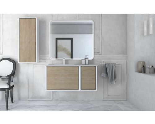 Kúpeľňa s umývadlovou skrinkou, zrkadlovou skrinkou, zrkadlom a stoličkou