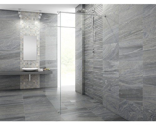 Moderná kúpeľňa so sivými obkladmi, sprchou a umývadlom