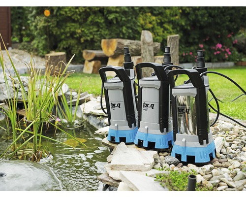 Viaceré kalové čerpadlá for.q na okraji jazierka