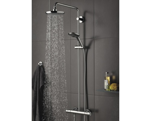 Sprchový systém s hlavovou a ručnou sprchou v kúpeľni