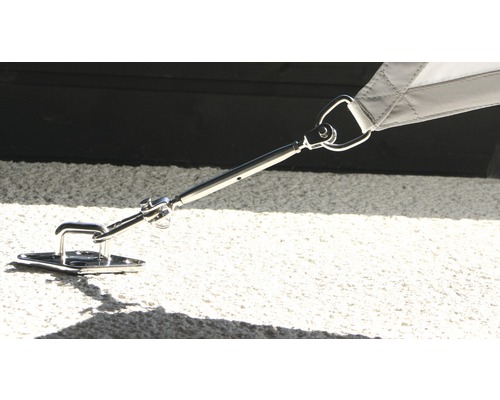 Upevňovací materiál pre slnečnú plachtu s napínačom a nástennou doskou