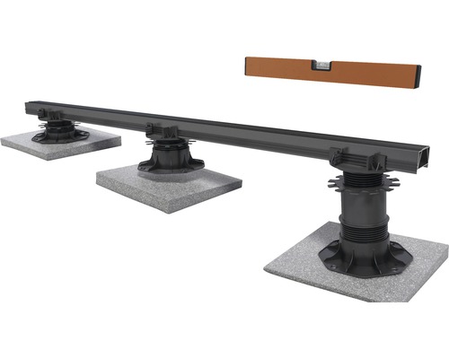 Podkladová konštrukcia terasy s vyrovnávacími nožičkami a vodováhou