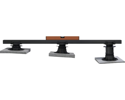 Terasa s vyrovnávacími nožičkami a vodováhou