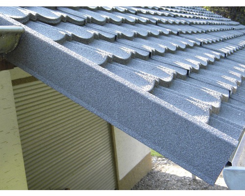 Detail strešných škridiel na streche