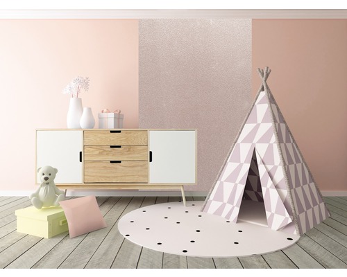 Detská izba s hracím stanom, komodou a dekoráciou
